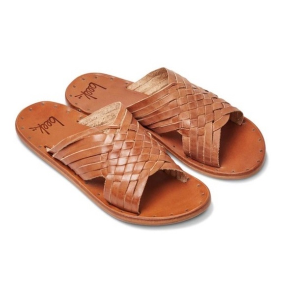 Beek Shoes - NEW Beek Swallow Sandals in Tan